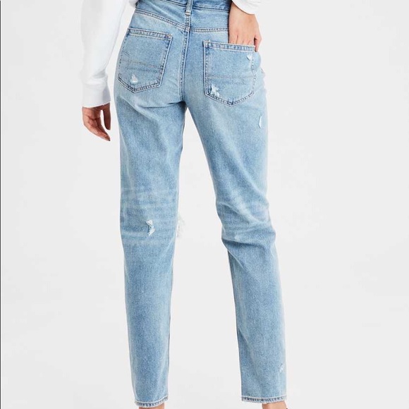 American Eagle Mom Jean - Picture 2 of 3